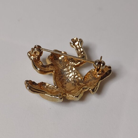 Little Gold Tone Frog Brooch With Green Eyes - Picture 7 of 12